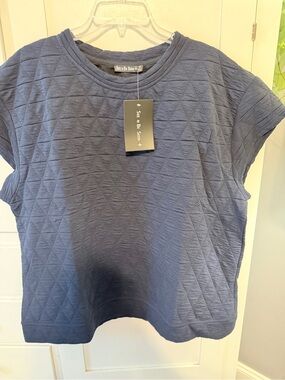 Navy Short-Sleeve Quilted Tee